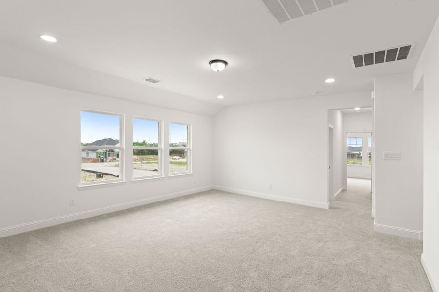 Spacious, unfurnished interior of a new home in Milrany Ranch, Melissa (Image 44).
