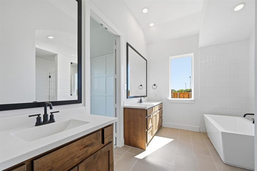 Furnished interior view inside a new home in Canyon Creek Estates, Sherman (Image 9). Furnished interior view inside a new home in Canyon Creek Estates, Sherman (Image 9).