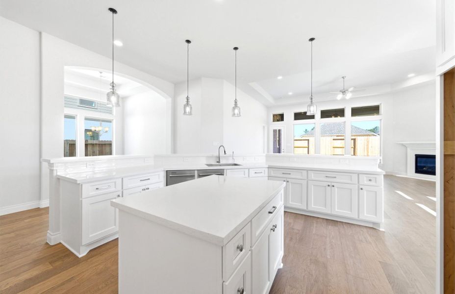 Furnished interior view inside a new home in The Highlands 55′, Porter (Image 7).