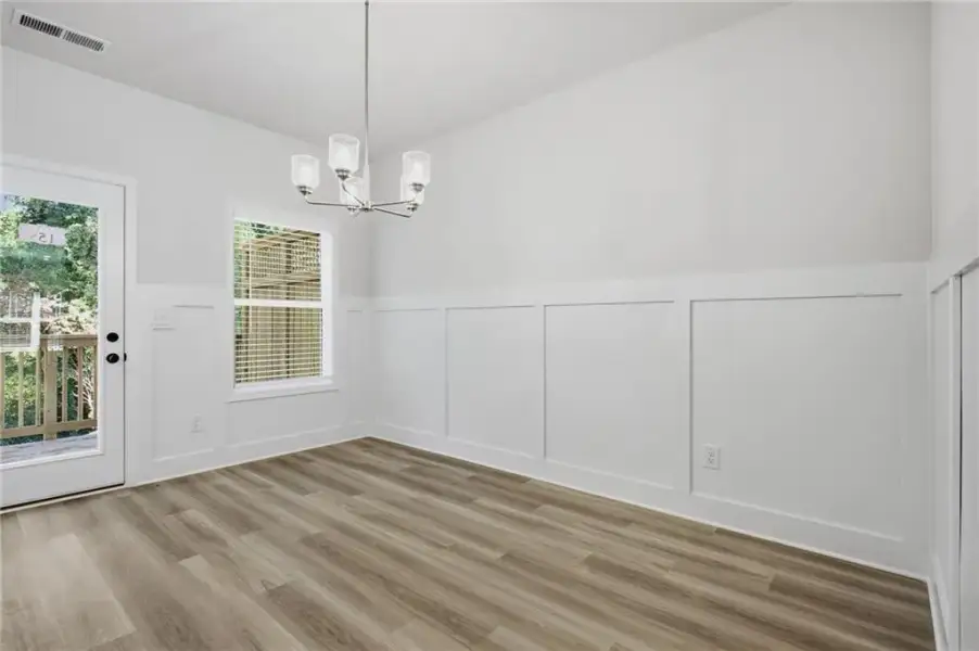 Spacious, unfurnished interior of a new home in , Mableton (Image 16).