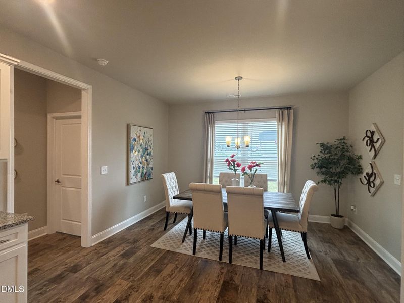 1707 dining