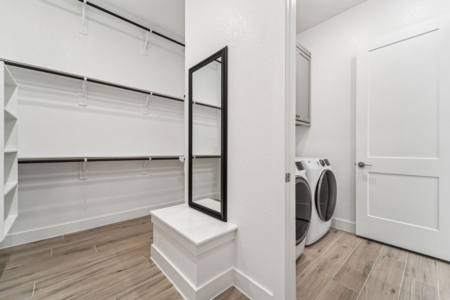 Furnished interior view inside a new home in Kresston, Montgomery (Image 11).