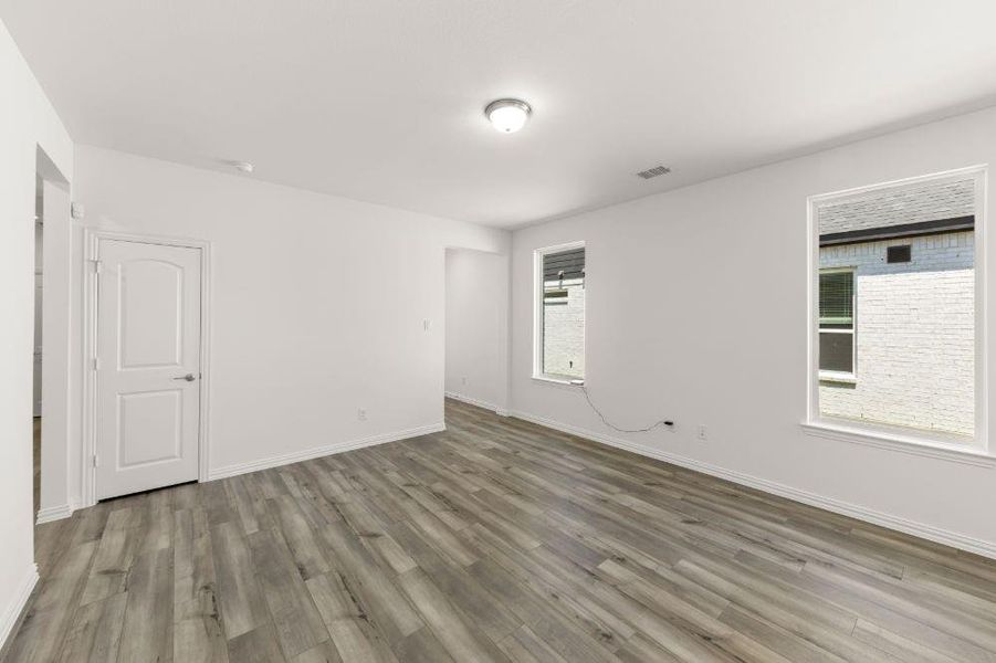 12. 1405 Grove Pond - Family (3) 12. 1405 Grove Pond - Family (3)