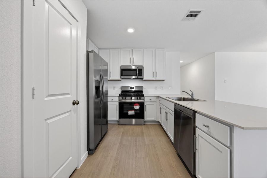 Furnished interior view inside a new home in Anniston, Katy (Image 8).