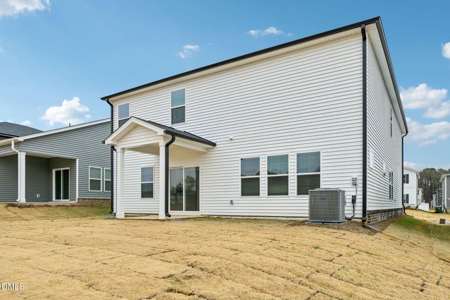 37-web-or-mls-Raleigh - Oak Manor - 536