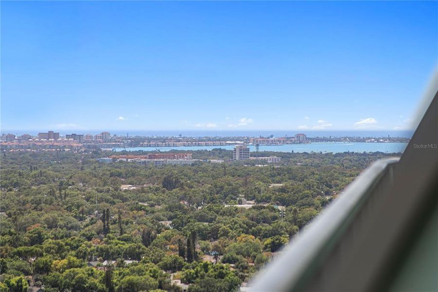 Image 52 of a home in .