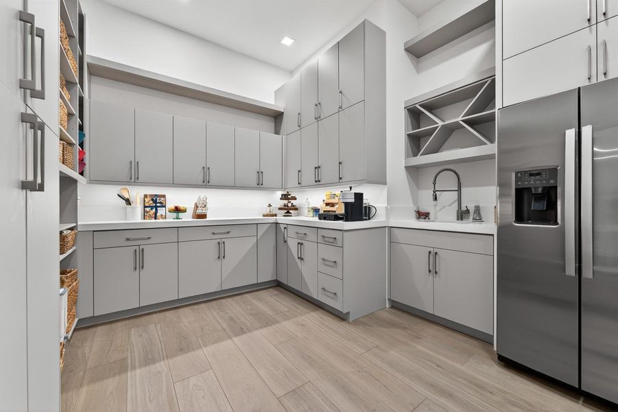 PANTRY PANTRY