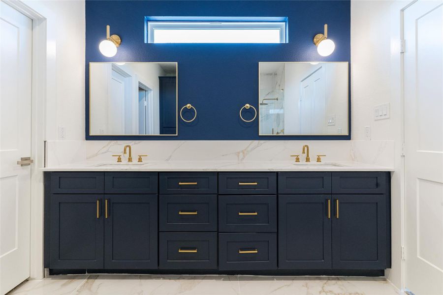 Close-up of interior finishes inside a home in , Houston (Image 22). Close-up of interior finishes inside a home in , Houston (Image 22).