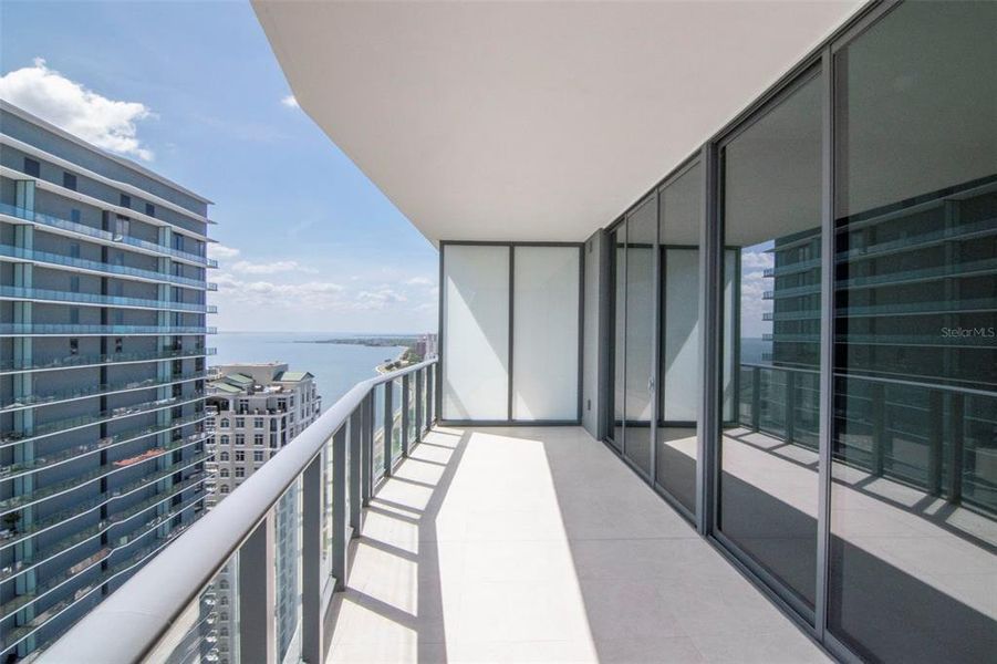Condo located in Tampa, FL showcasing its design and architecture (Image 42). Condo located in Tampa, FL showcasing its design and architecture (Image 42).