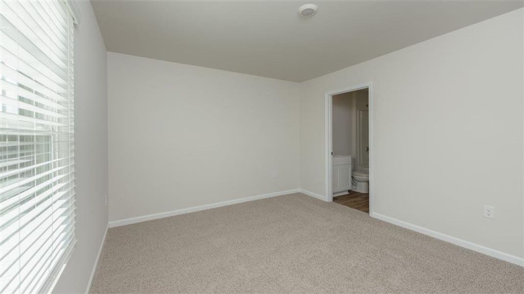Spacious, unfurnished interior of a new home in , Dacula (Image 35).