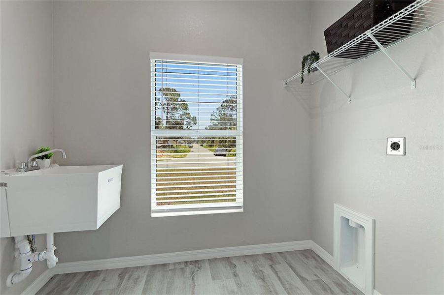 Spacious, unfurnished interior of a new home in , North Port (Image 18). Spacious, unfurnished interior of a new home in , North Port (Image 18).