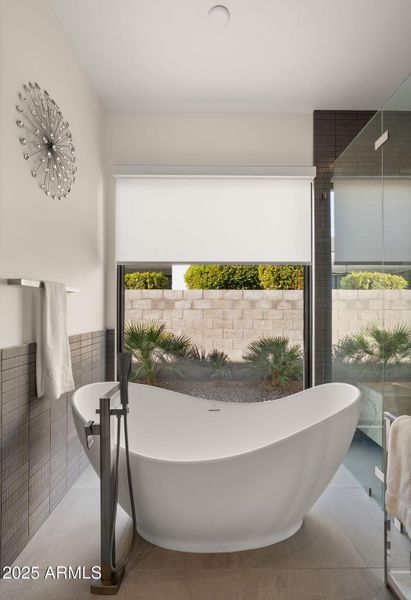 52-web-or-mls-Primary Bedroom6