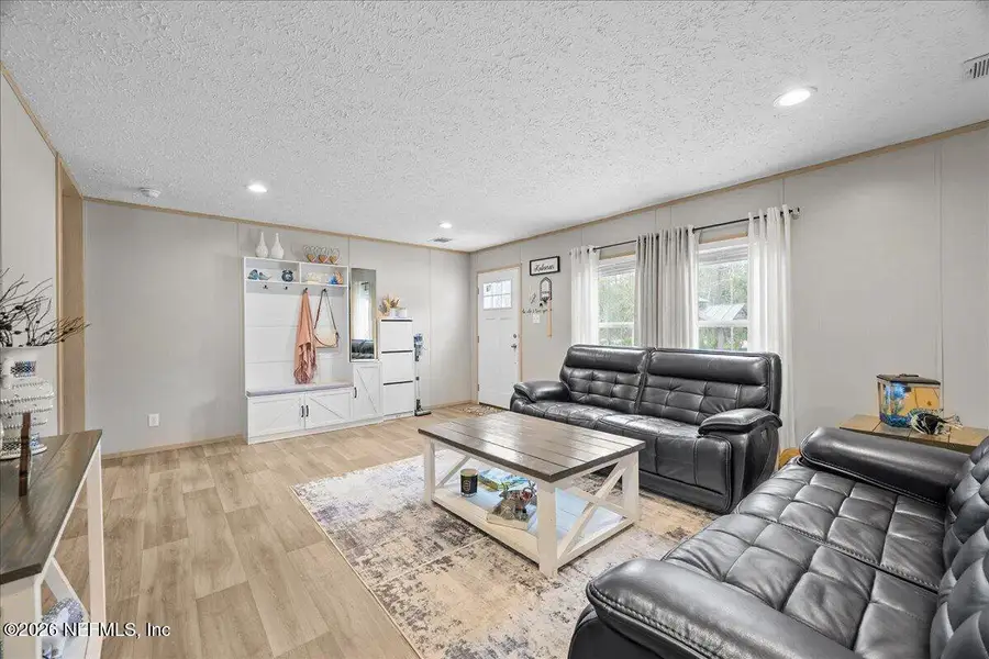 Furnished interior view inside a new home in , Palatka (Image 5).