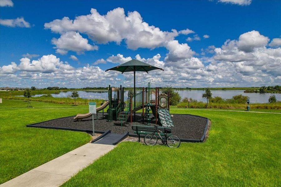 Community amenities in Eden Hills, Lake Alfred (Image 44).