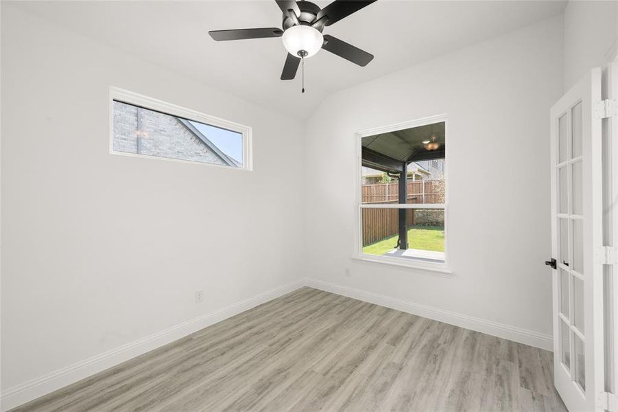 4324 Knight- Study-1