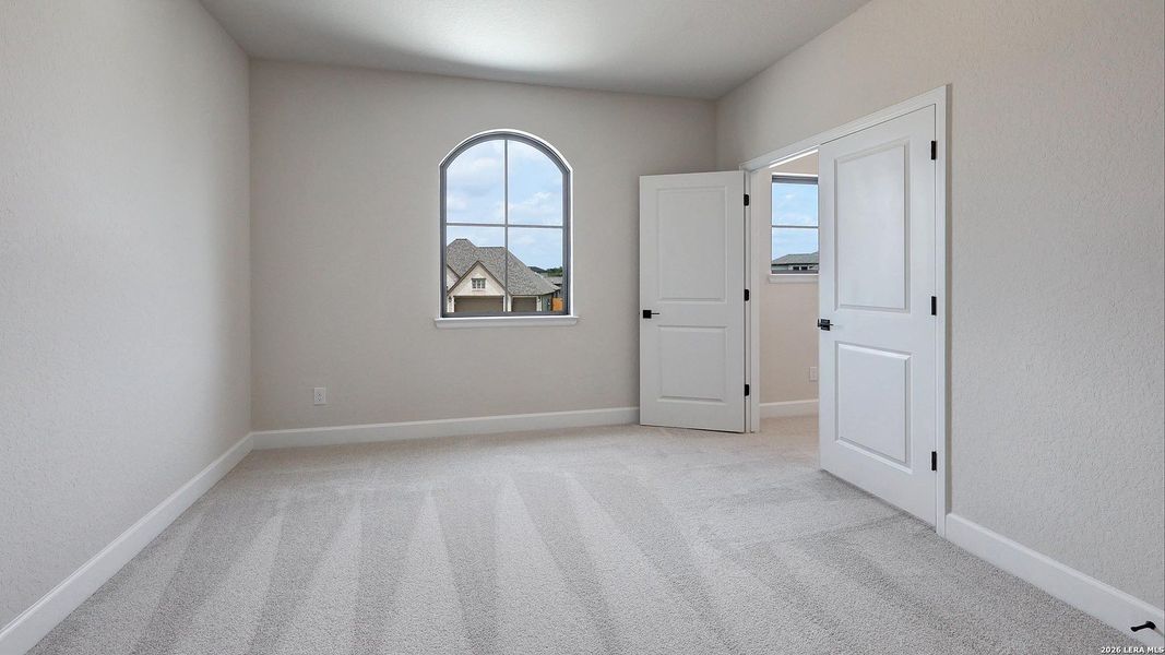 Spacious, unfurnished interior of a new home in Alsatian Oaks, Castroville (Image 20).