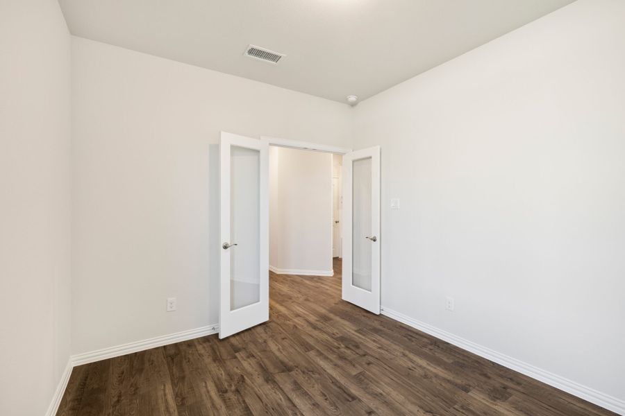 Spacious, unfurnished interior of a new home in Elevon, Lavon (Image 18).