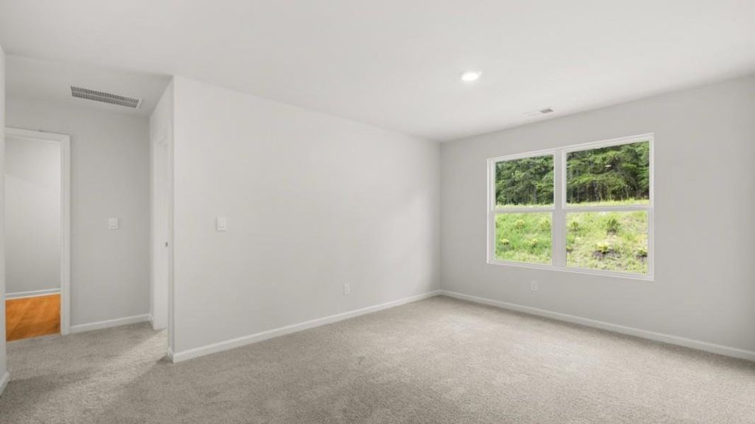 Spacious, unfurnished interior of a new home in South Wind, Union City (Image 22).