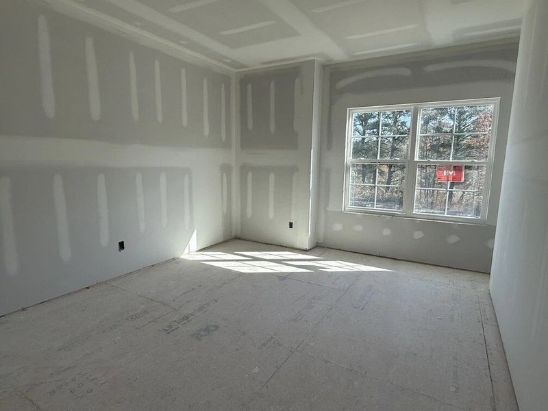 Bed 4 featuring the AW Collection® Serene - A serene layout with soft textures and light.