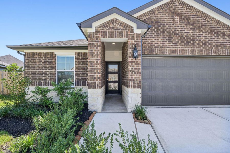 Photo is not of the actual home, but is an inspirational photo of builder’s model home and may depict options, furnishings, and/or decorator features that are not included Photo is not of the actual home, but is an inspirational photo of builder’s model home and may depict options, furnishings, and/or decorator features that are not included