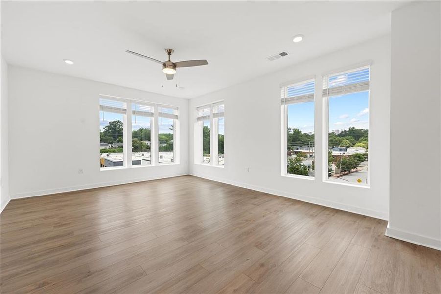 Spacious, unfurnished interior of a new home in , Atlanta (Image 23). Spacious, unfurnished interior of a new home in , Atlanta (Image 23).