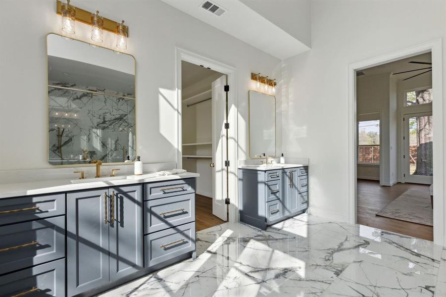Furnished interior view inside a new home in , Dallas (Image 31).
