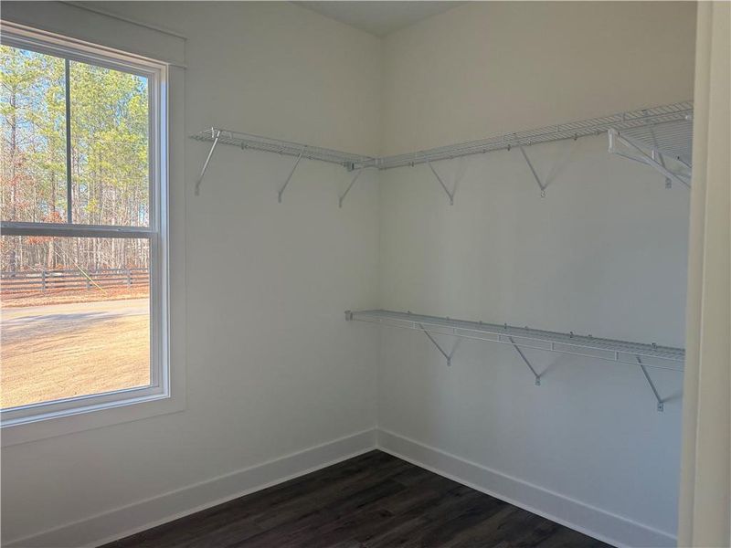 Spacious, unfurnished interior of a new home in , Waleska (Image 22).