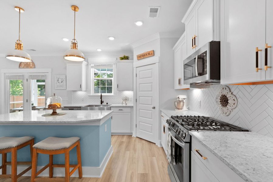 Furnished interior view inside a new home in Cordgrass Landing, Johns Island (Image 6).