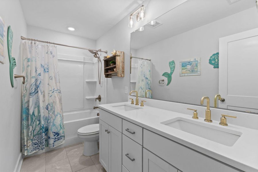 Furnished interior view inside a new home in , Wando (Image 23). Furnished interior view inside a new home in , Wando (Image 23).