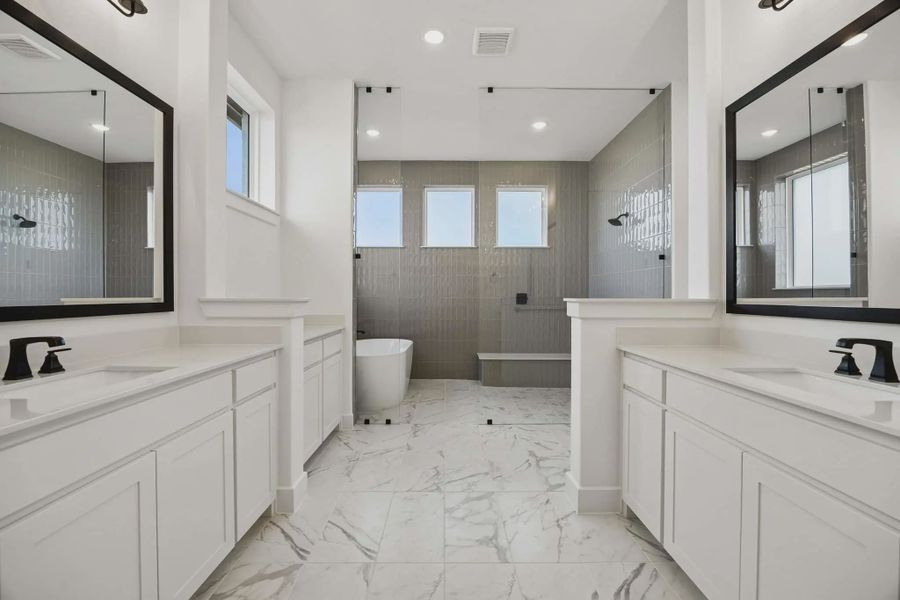 Representative furnished interior of a home built from the Sicily by Chesmar Homes in Lakeway Estates, Waxahachie (Image 10).