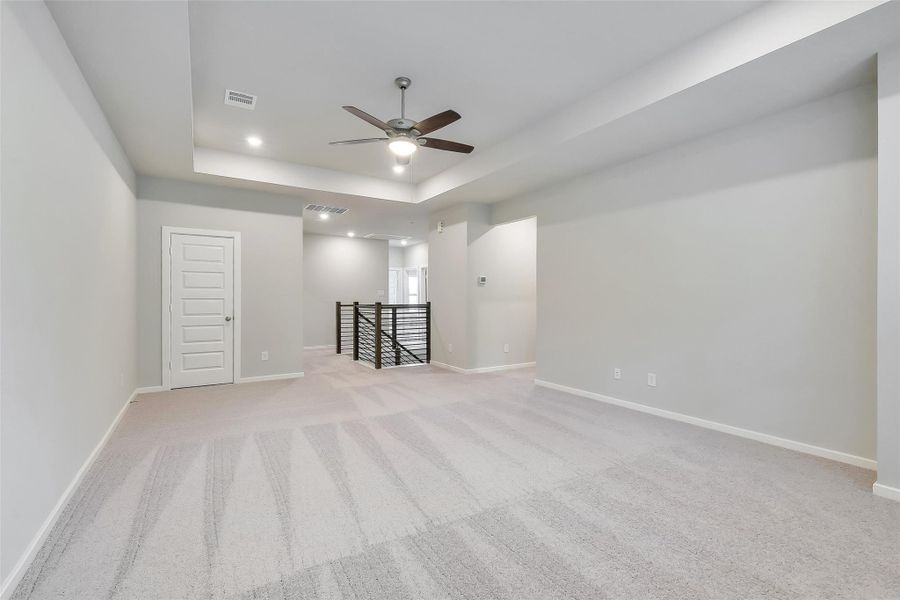 Spacious, unfurnished interior of a new home in Summer Place  35', Montgomery (Image 39).