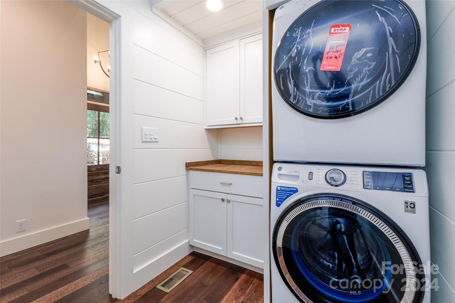 Image 26 of a home in . Image 26 of a home in .