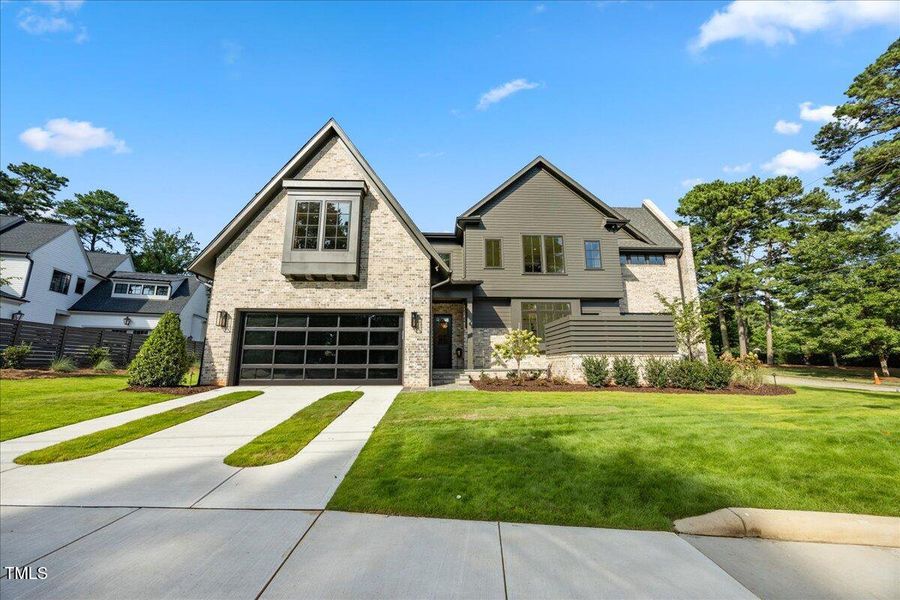 1-2A1A9295 1-2A1A9295