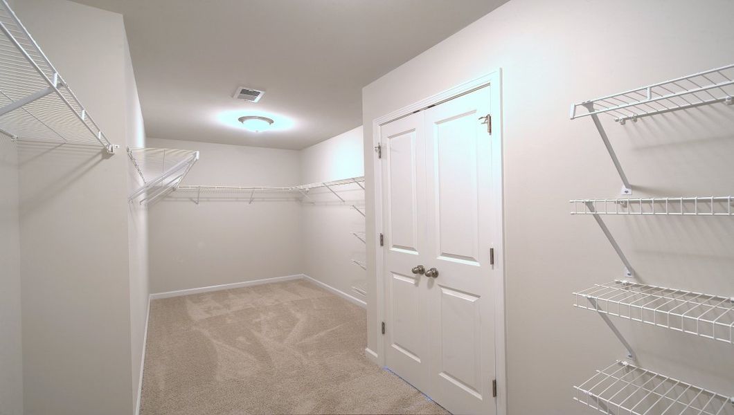 Spacious, unfurnished interior of a new home in Reserve at Tap Root Farms, Fletcher (Image 31).