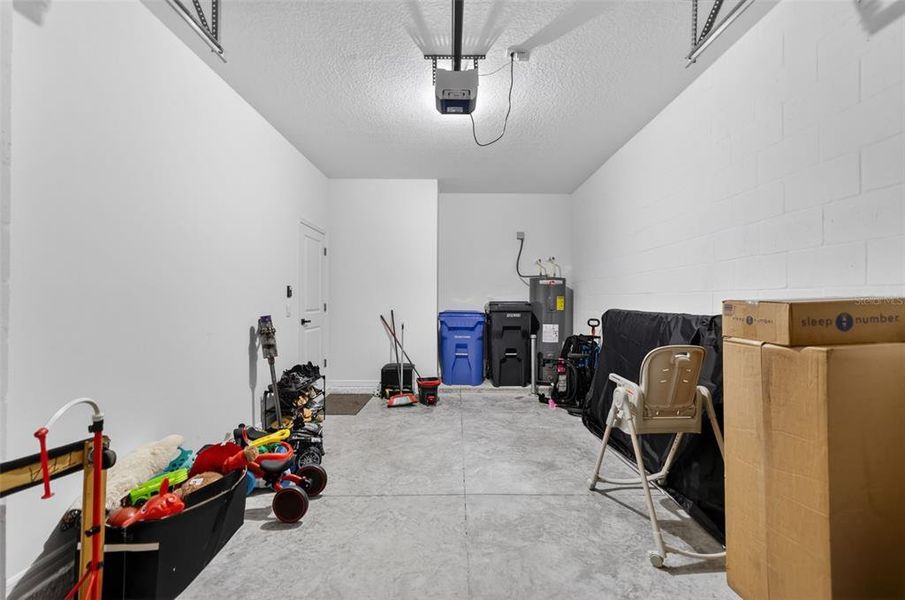 Furnished interior view inside a new home in Mangrove Point, Apollo Beach (Image 34).