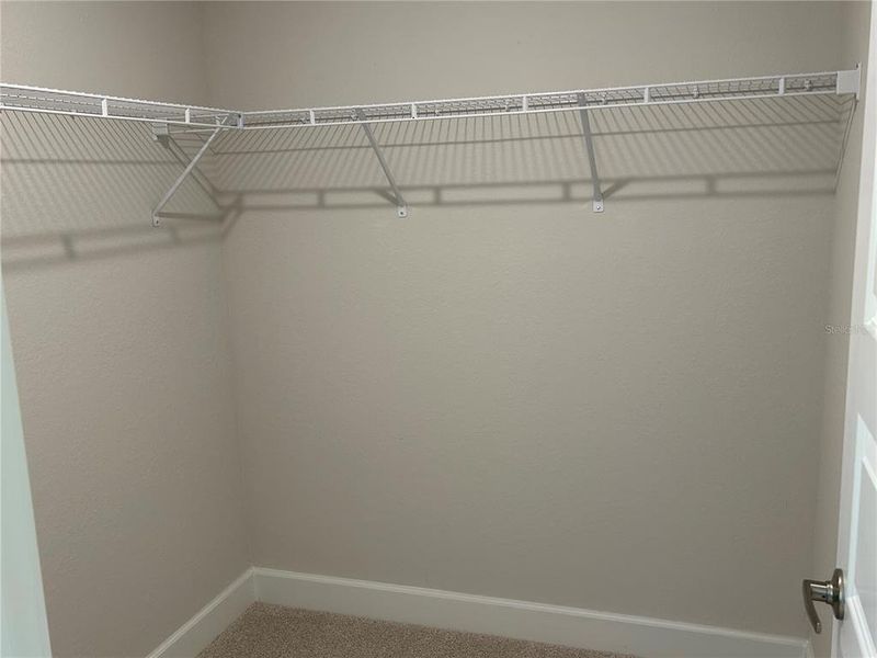 Master Bedroom Walk In Closet