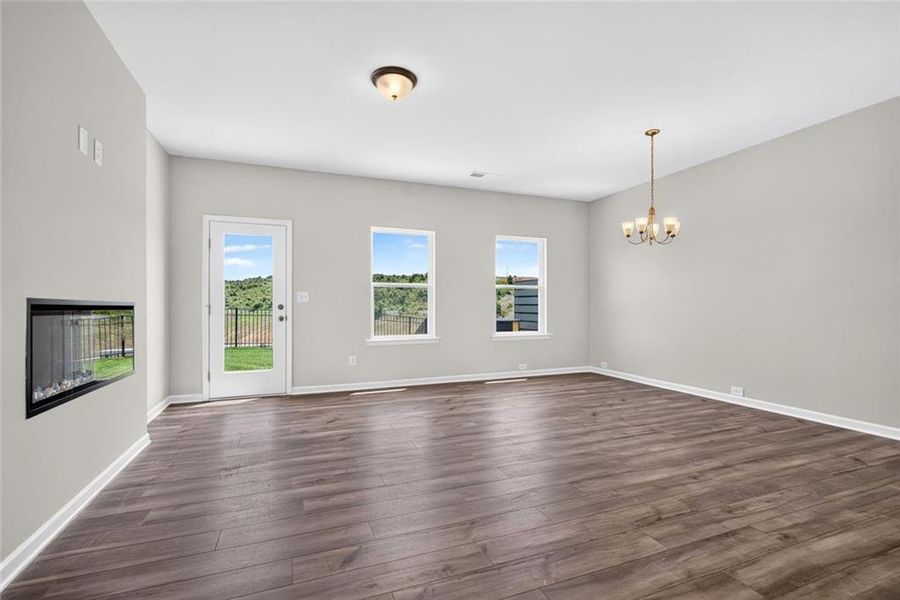 Spacious, unfurnished interior of a new home in Fairington, Cartersville (Image 22).