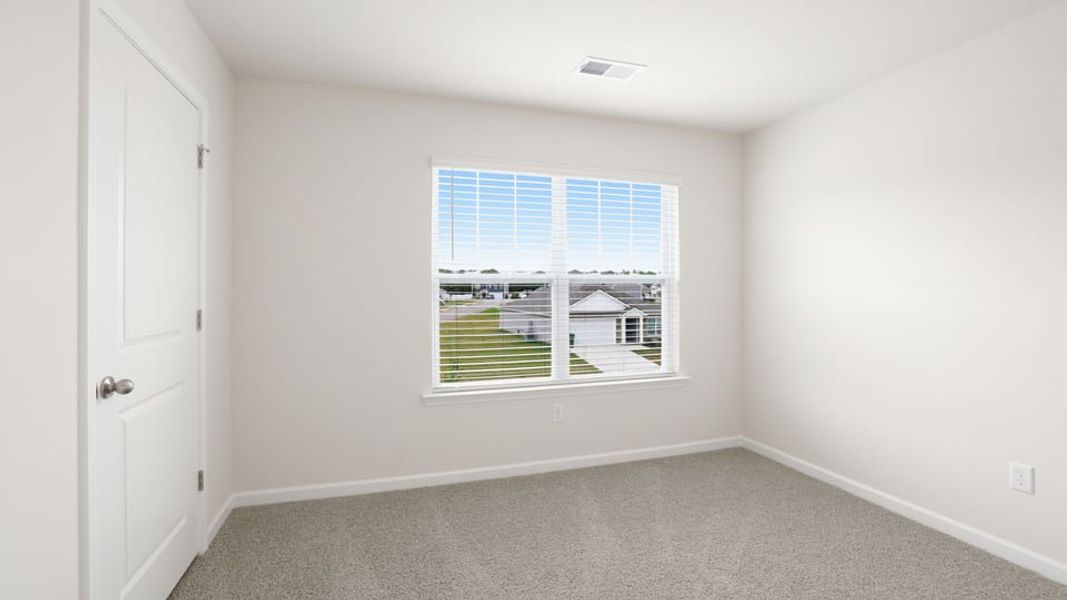 Spacious, unfurnished interior of a new home in Bentley Park, Greenwood (Image 31). Spacious, unfurnished interior of a new home in Bentley Park, Greenwood (Image 31).