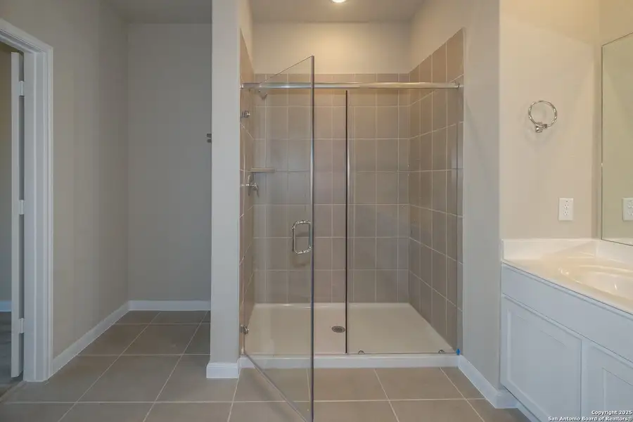 Furnished interior view inside a new home in Winding Brook, San Antonio (Image 7). Furnished interior view inside a new home in Winding Brook, San Antonio (Image 7).