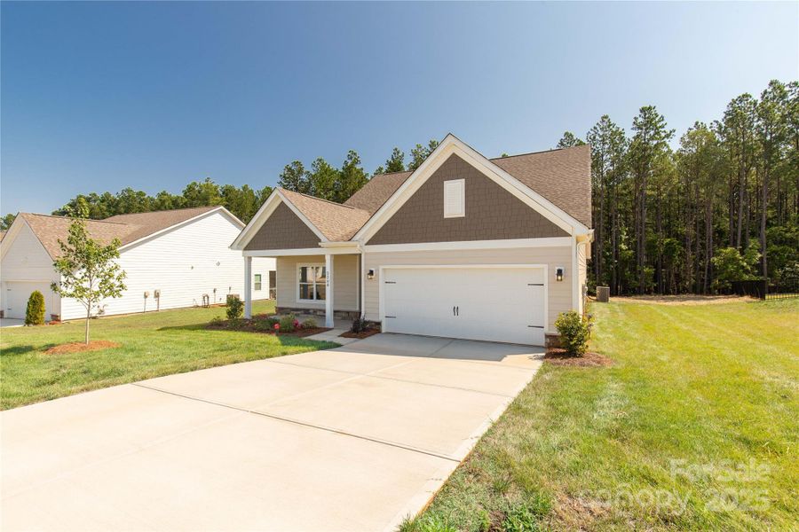 Front exterior of a home in the Edgewater community, located in Lancaster, SC (Image 19).