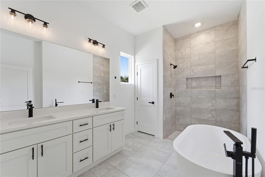 Furnished interior view inside a new home in , Ocala (Image 9).