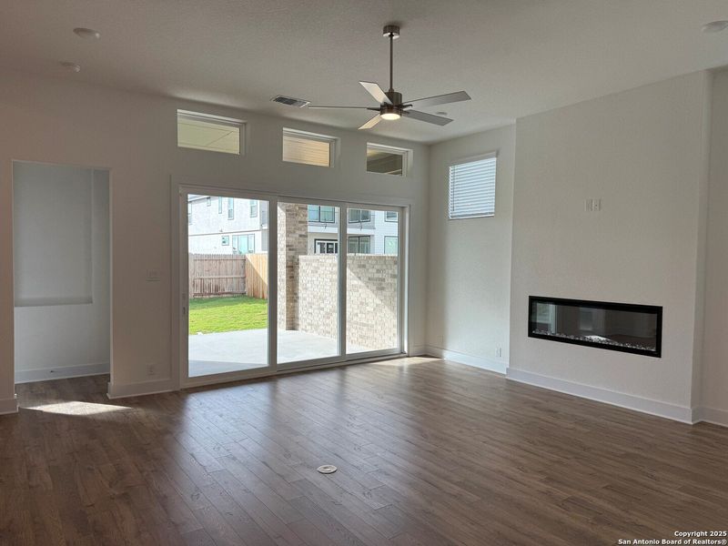 Spacious, unfurnished interior of a new home in Mesa Western, Cibolo (Image 15). Spacious, unfurnished interior of a new home in Mesa Western, Cibolo (Image 15).