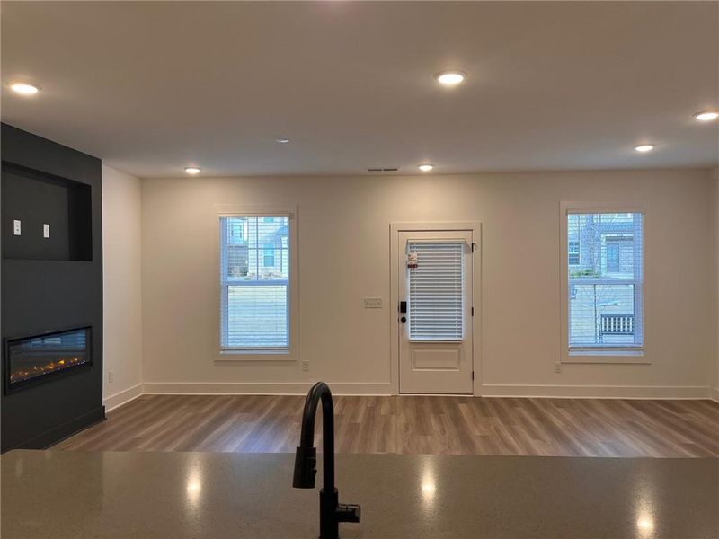 Spacious, unfurnished interior of a new home in Governors Parc, Kennesaw (Image 19). Spacious, unfurnished interior of a new home in Governors Parc, Kennesaw (Image 19).