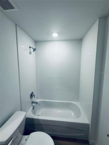 Image 25 of a home in .