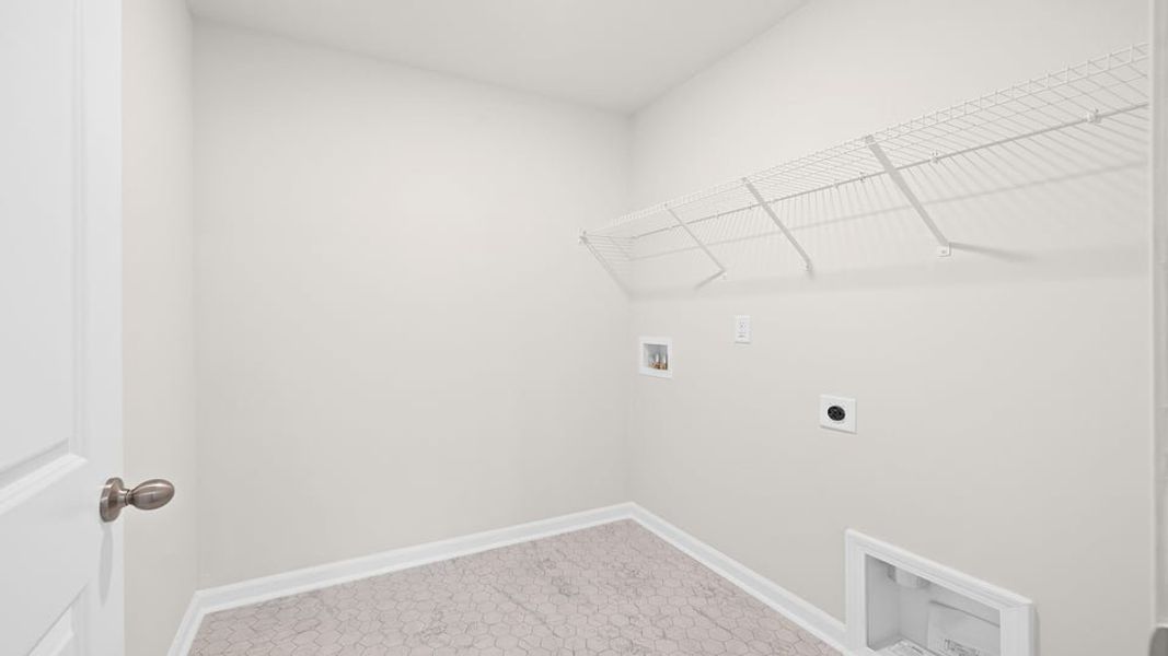 Spacious, unfurnished interior of a new home in Harrier Point, Woodruff (Image 31).