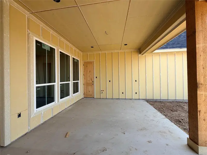 Exterior details and patio area of a home in Oak Water Ranch, Granbury (Image 4). Exterior details and patio area of a home in Oak Water Ranch, Granbury (Image 4).
