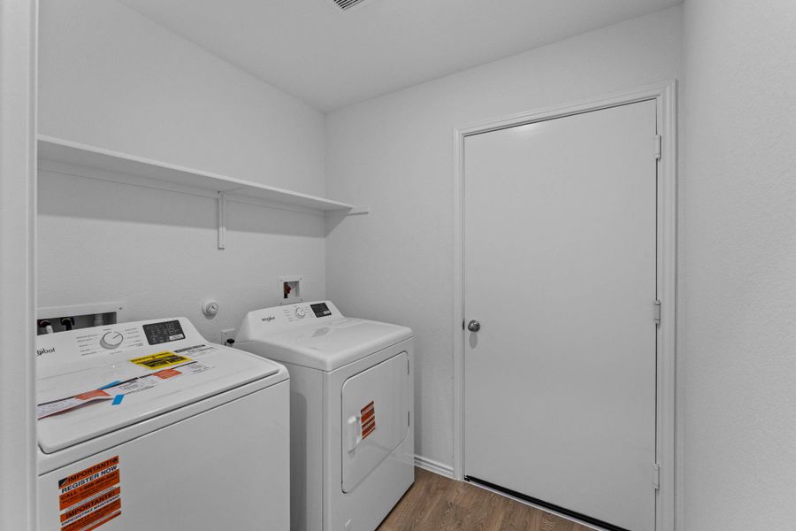 Furnished interior view inside a new home in Talavera, Kyle (Image 6).