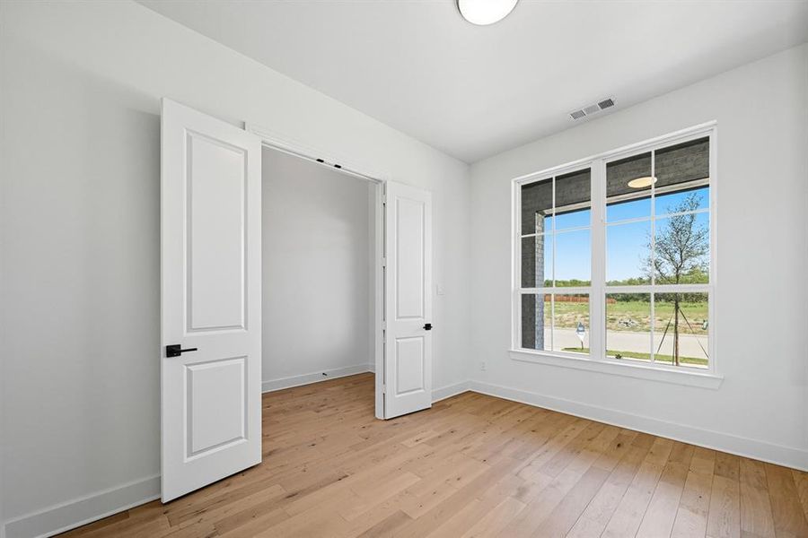 Spacious, unfurnished interior of a new home in Sonoma Verde: 70ft. lots, McLendon-Chisholm (Image 19). Spacious, unfurnished interior of a new home in Sonoma Verde: 70ft. lots, McLendon-Chisholm (Image 19).