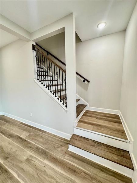 Spacious, unfurnished interior of a new home in , Gainesville (Image 11).