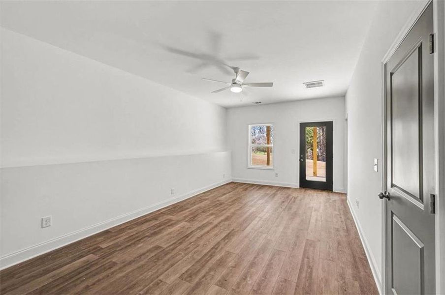 Spacious, unfurnished interior of a new home in , Rome (Image 34).